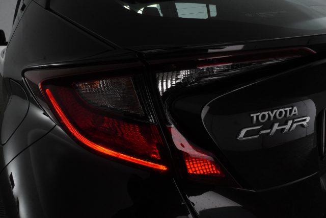 TOYOTA C-HR C-HR 1.8 Hybrid E-CVT Business