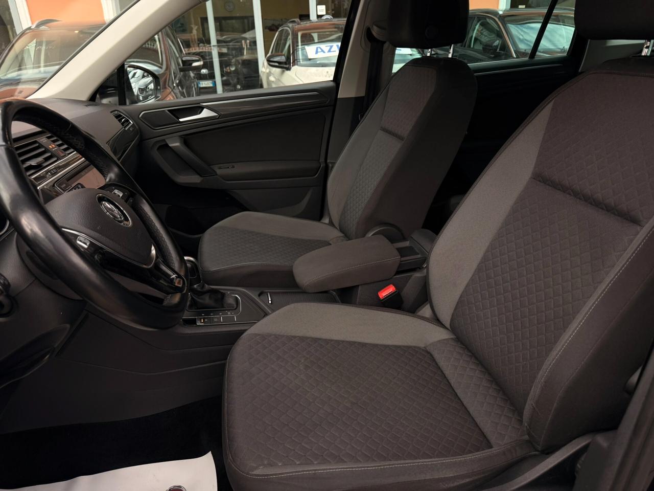 Volkswagen Tiguan 2.0 TDI SCR DSG Business BlueMotion Technology