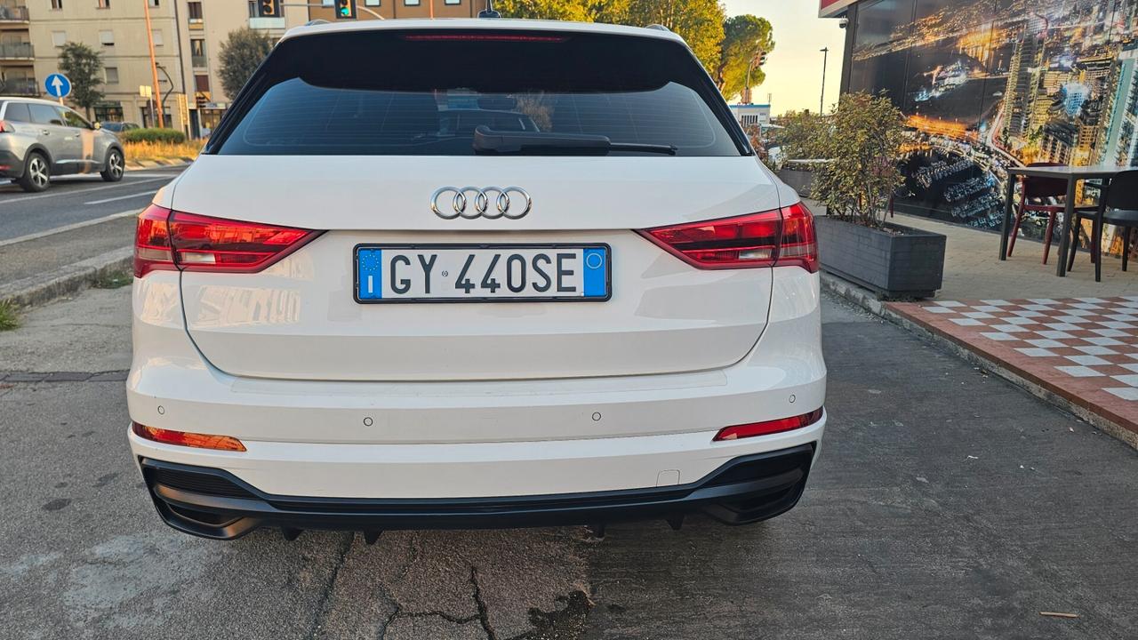 Audi Q3 35 TDI S tronic line edition