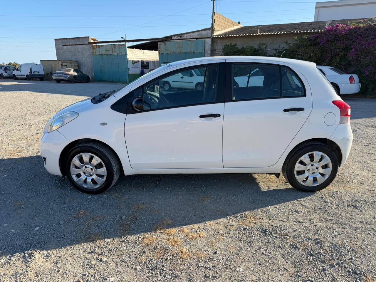 Toyota Yaris 1.0 Benzina- Neopatentati- 5 Porte