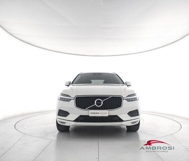 VOLVO XC60 B4 Geartronic Momentum Pro