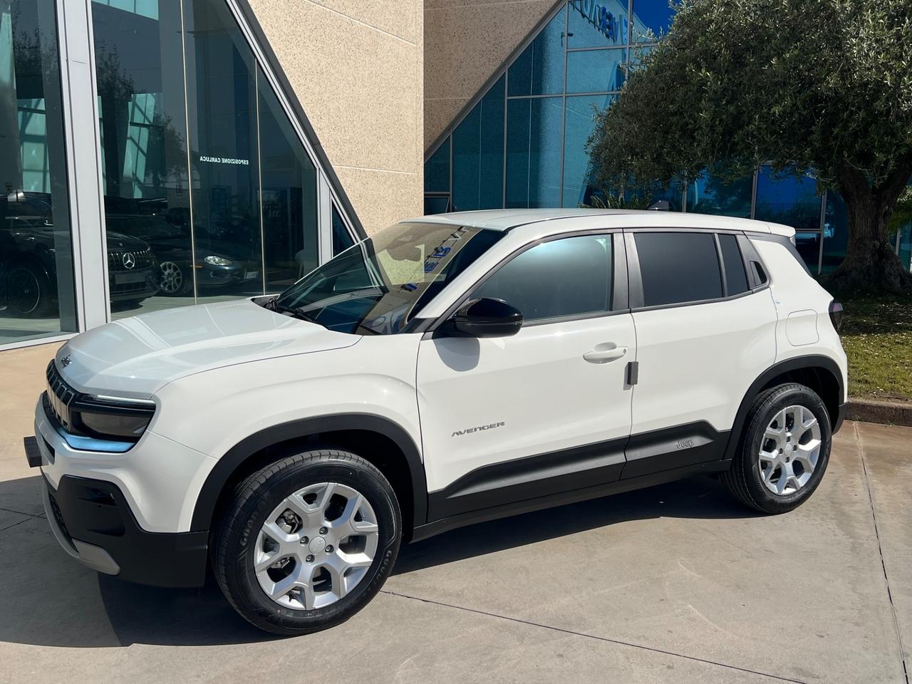 Jeep Avenger 1.2 Turbo 110 CV MHEV Altitude possibilità noleggio no scoring