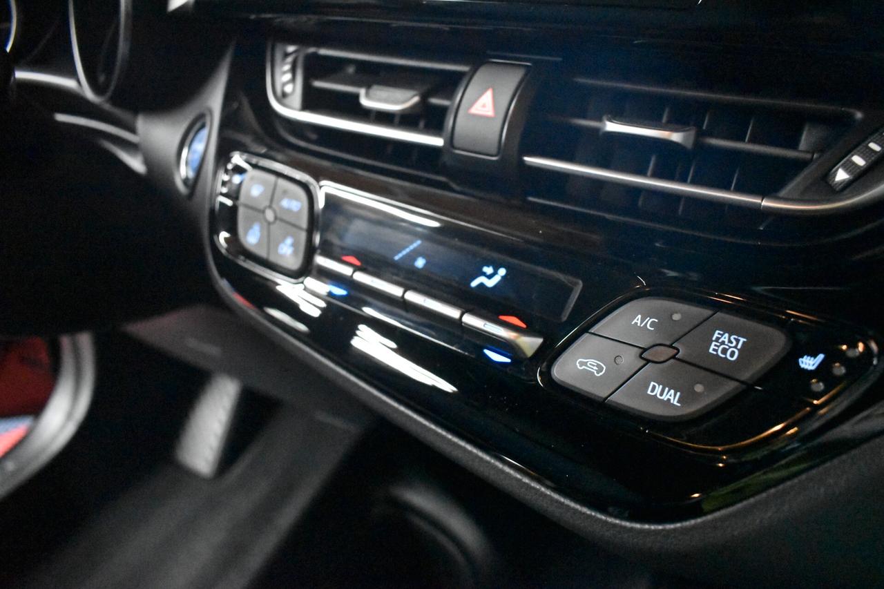 Toyota C-HR 1.8 Hybrid E-CVT Business