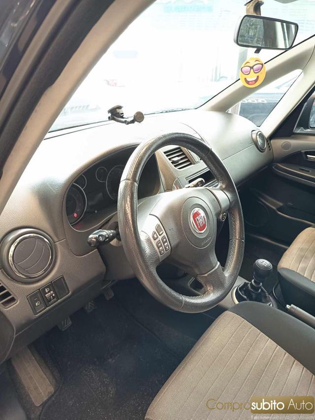 FIAT Sedici 2.0 MJT 16V DPF 4x2 Emotion