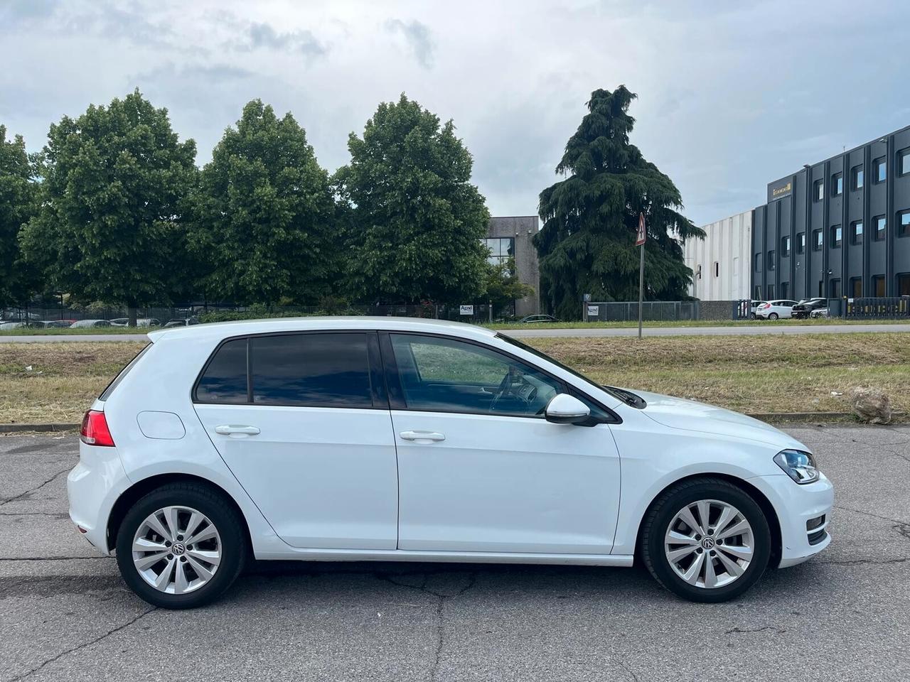 Volkswagen Golf 1.6 TDI DSG 5p.