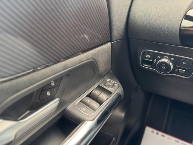 MERCEDES-BENZ GLA 200 d Automatic Premium AMG