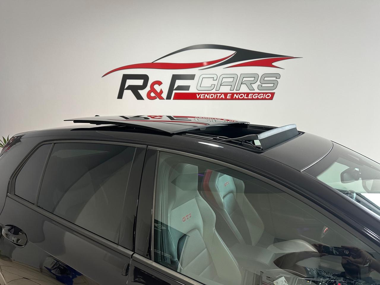 Volkswagen Golf GTI 2.0 TSI