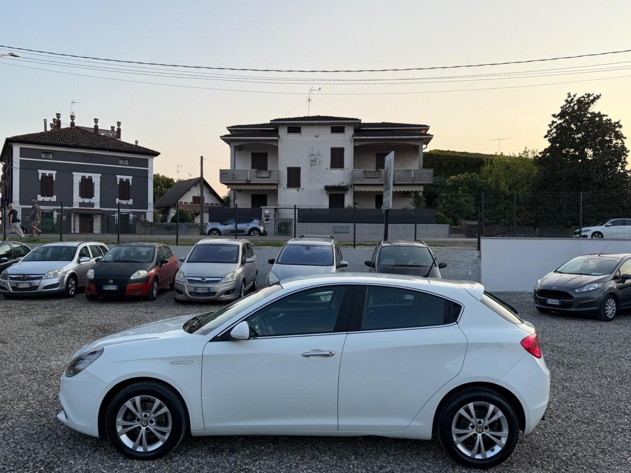 Alfa Romeo Giulietta 1.6 JTDm-2 105 CV Exclusive
