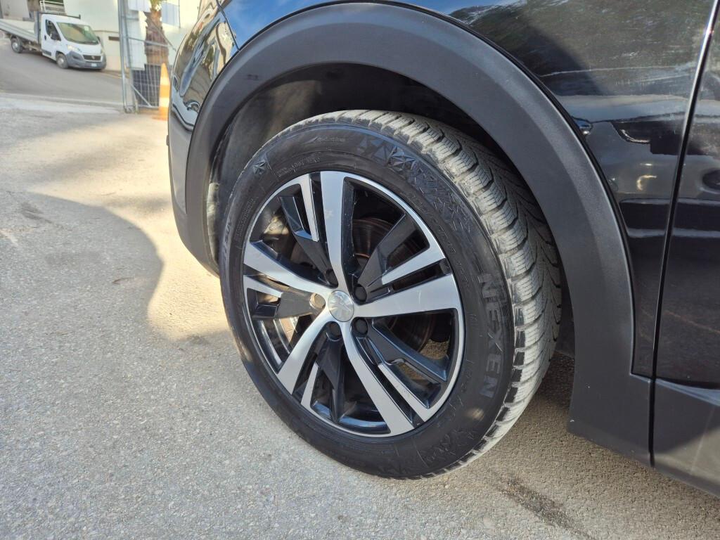 Peugeot 3008 BlueHDi 130CV EAT8 CERCHI-18 CAMERA