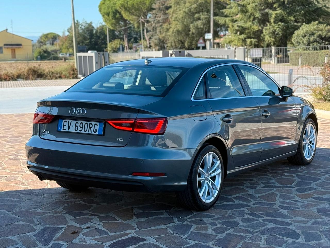 Audi A3 Limousine 1.6 TDI 110 CV euro 6