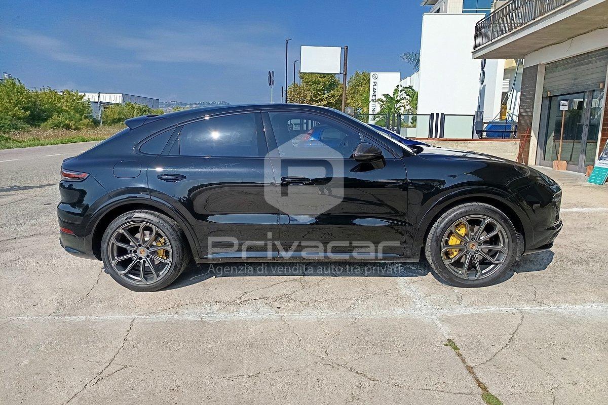 PORSCHE Cayenne Coupé 3.0 V6