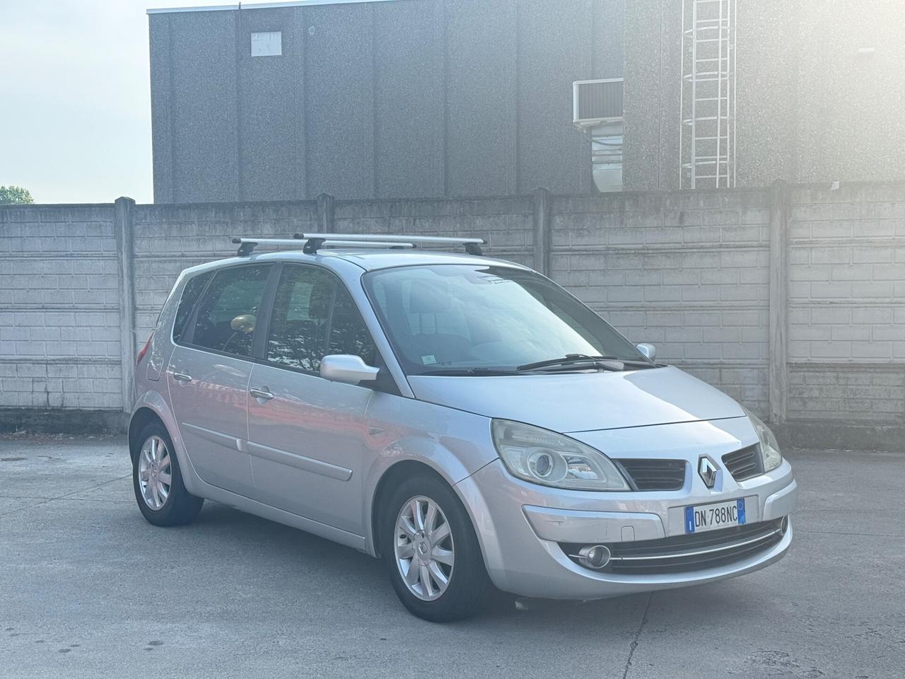 Renault Scenic Scénic 1.9 dCi/130CV Serie Speciale PlayStation Portable
