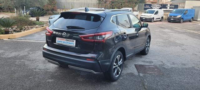 NISSAN Qashqai 1.2 DIG-T N-Connecta