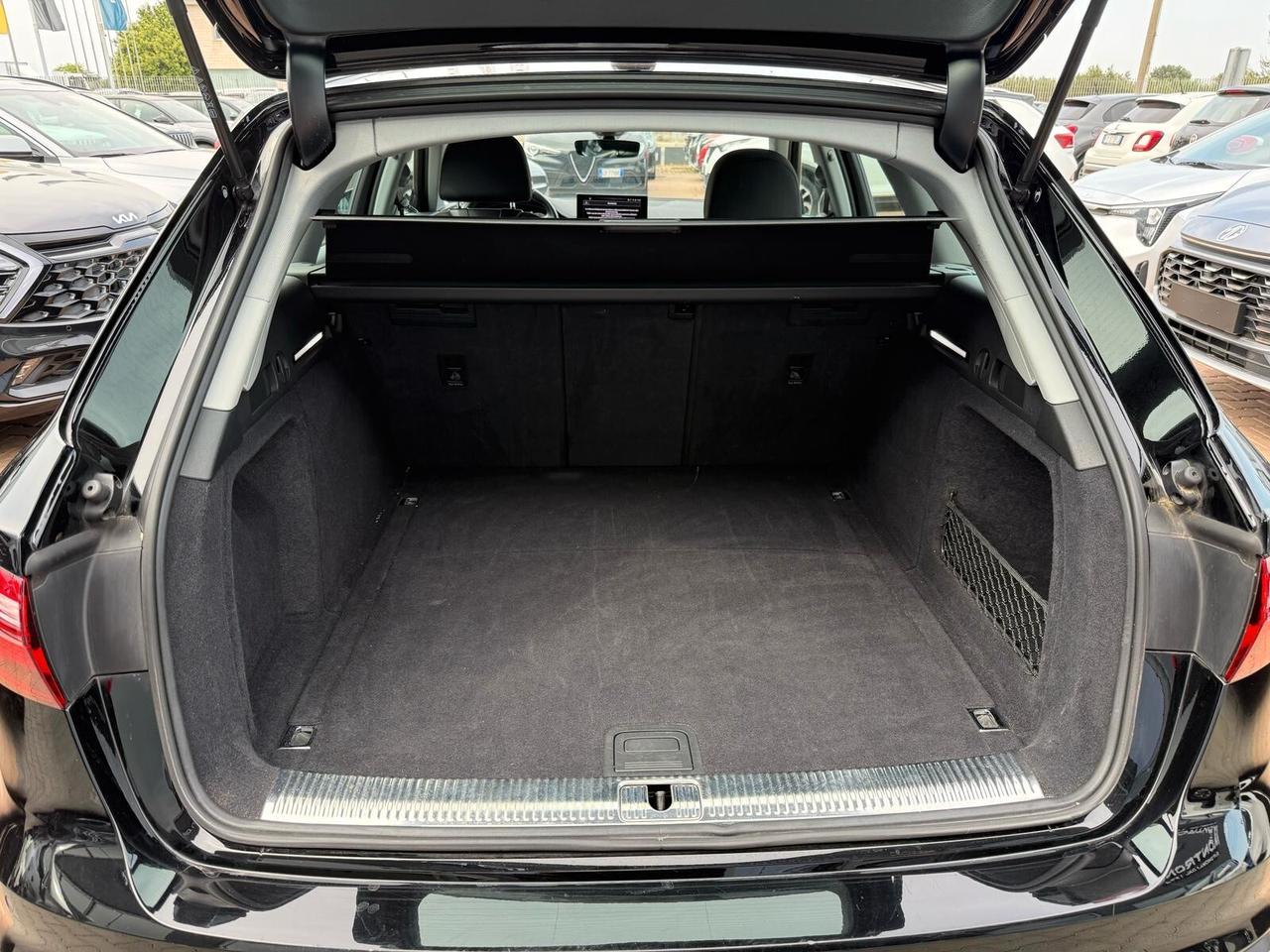 Audi A4 35 TDI/163 CV S tronic Business Advanced