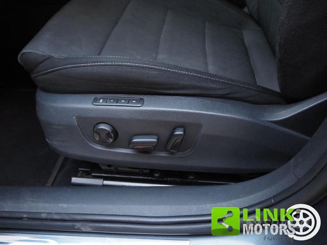 SKODA Superb 2.0 TDI DSG Wagon Executive