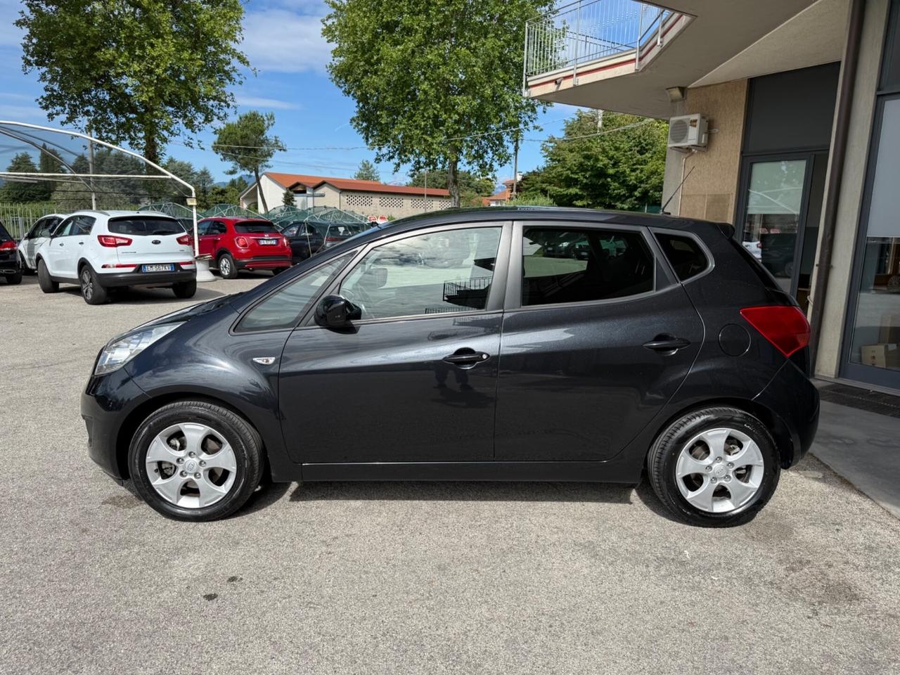 Kia Venga 1.4 CRDi 90CV - Neopatentati