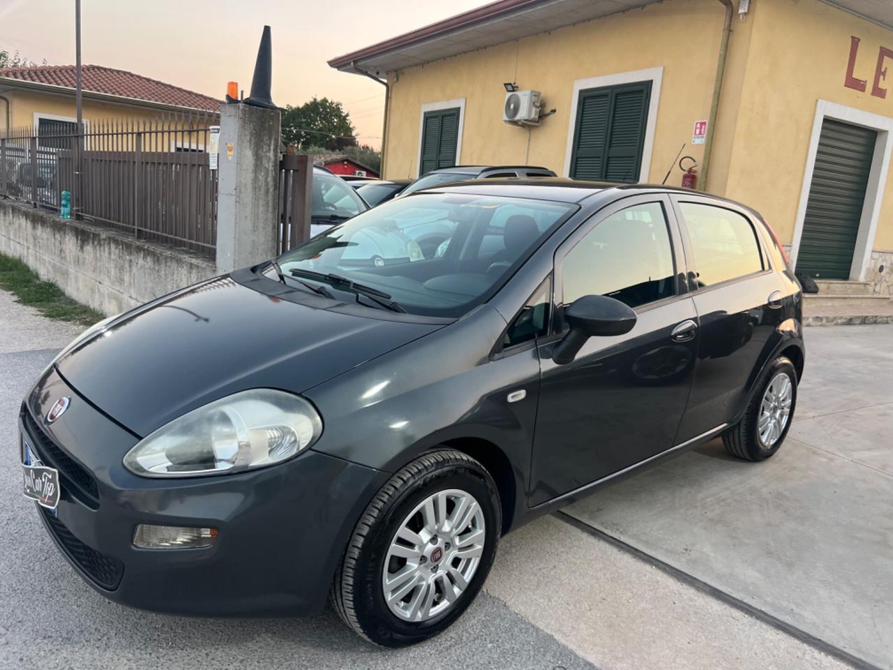 Fiat Punto 1.2 8V 5 porte Street unico proprietario garantita