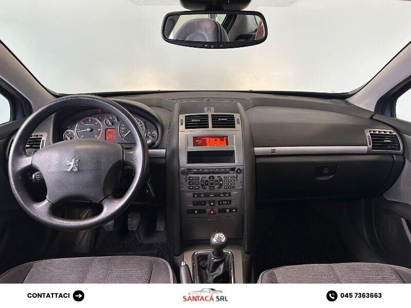 Peugeot 407 Coupé 2.7 V6 HDi Tecno