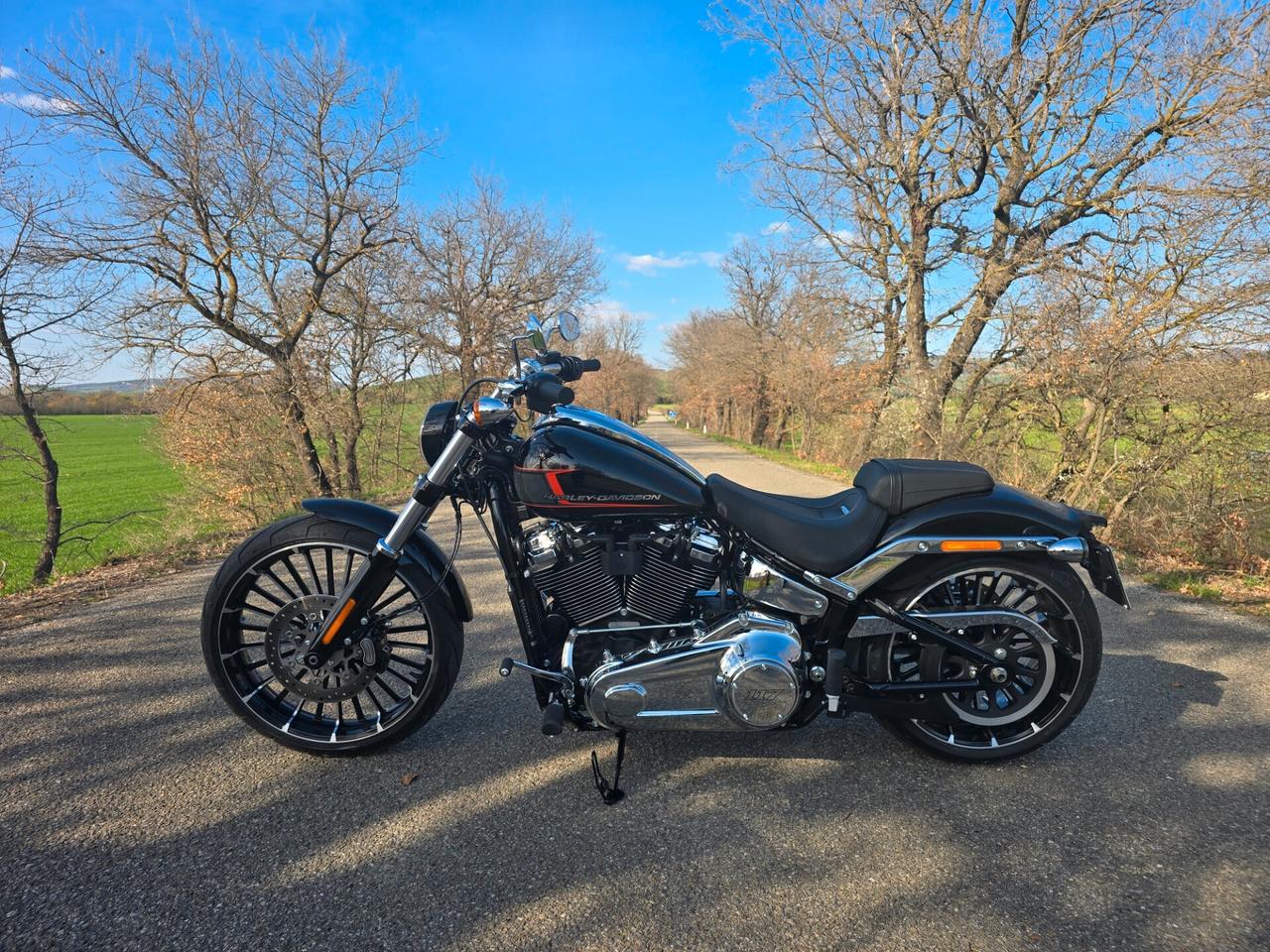Harley-davidson Softail Breakout 117 , KM 0 , Garanzia fino 12/2027