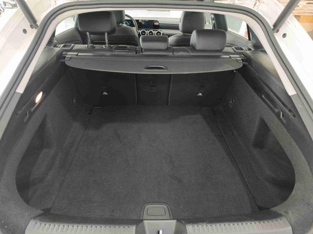 MERCEDES-BENZ CLA 200 d Automatic Shooting Brake Sport