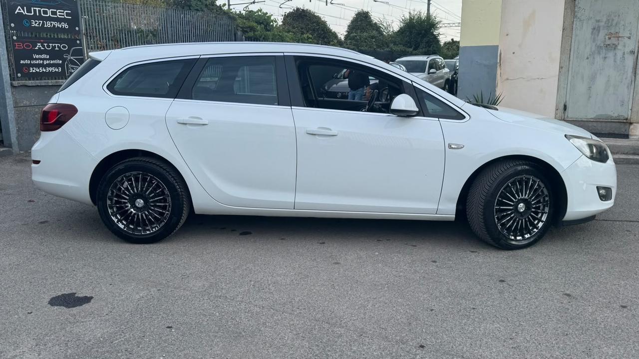 Opel Astra 2.0 CDTI 165CV Sports Tourer aut. Cosmo S