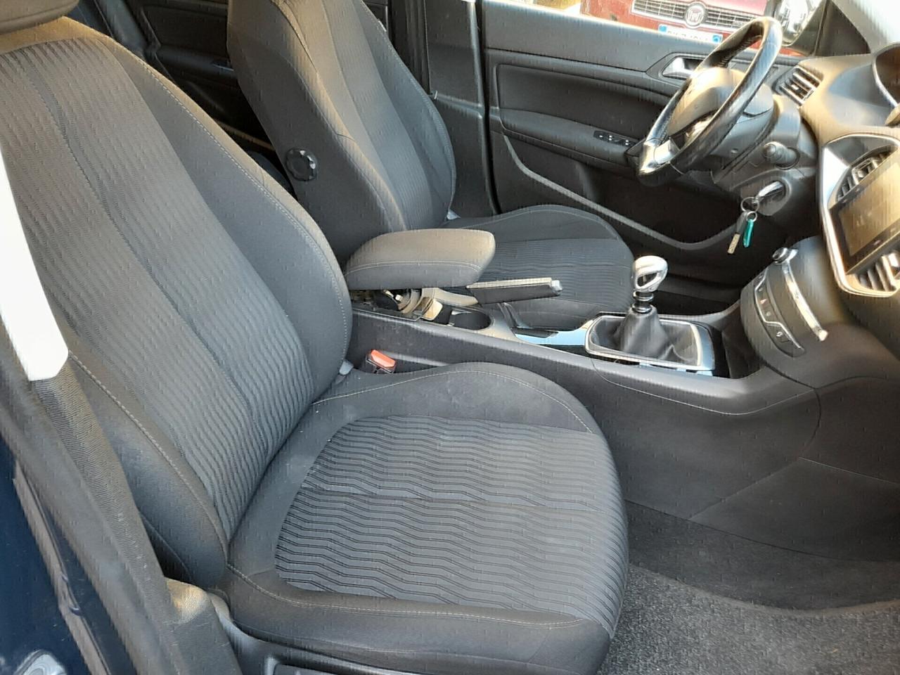 Peugeot 308 BlueHDi 120 S&S SW Allure