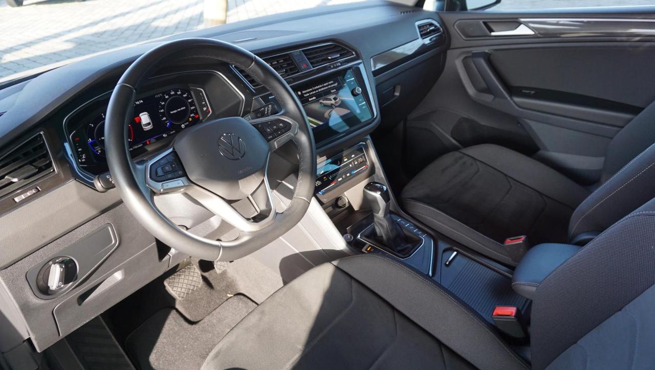 Volkswagen Tiguan 2.0 TDI 150 CV SCR DSG Elegance
