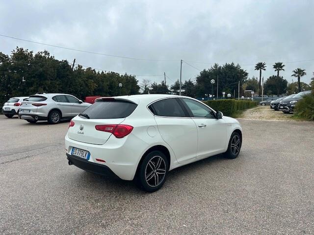 Alfa Romeo Giulietta 1.6 JTDm-2 105 CV Exclusive