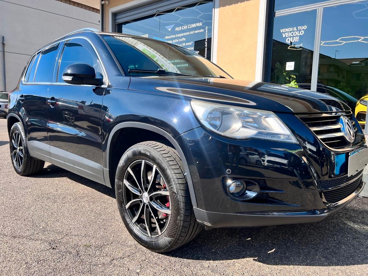 Volkswagen Tiguan 2.0 16V TDI DPF tiptronic Sport & Style (18°)