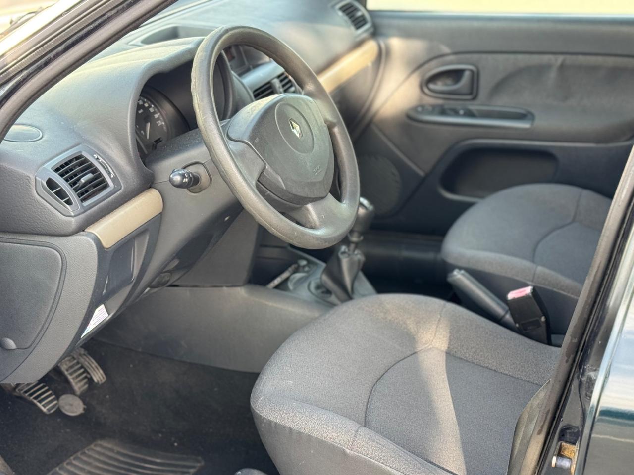 RENAULT CLIO 1.2 BENZINA 5.P SOLI 96.000 KM GARANZIA 12 MESI