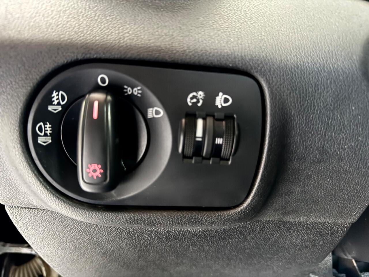 AUDIA1 SPB 1.6 TDI ANCHE NEOPATENTATI