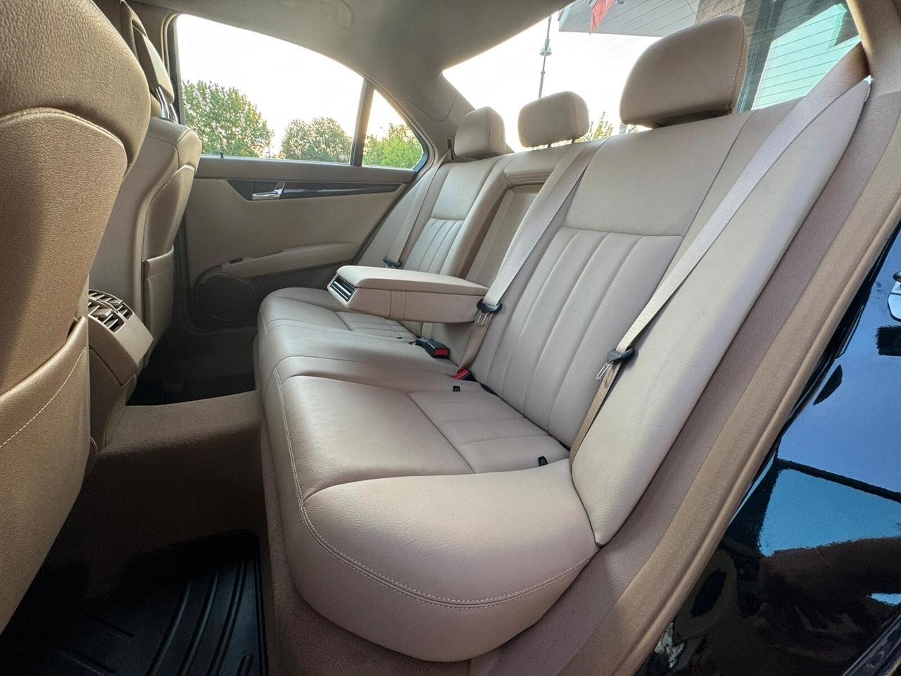 Mercedes C 220