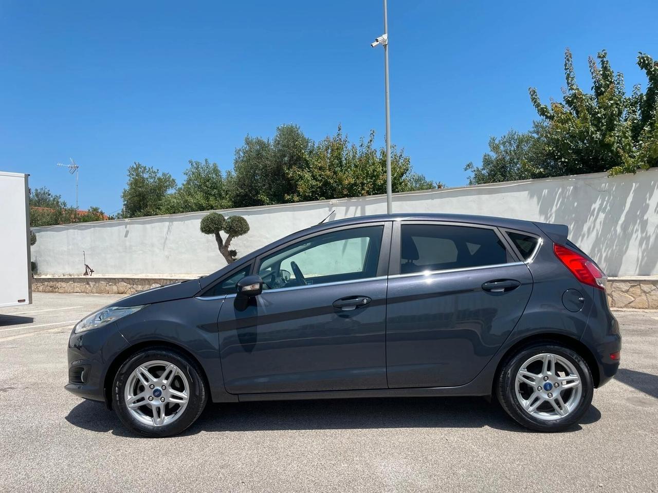 FORD FIESTA 5p 1.5 tdci Titanium 75cv