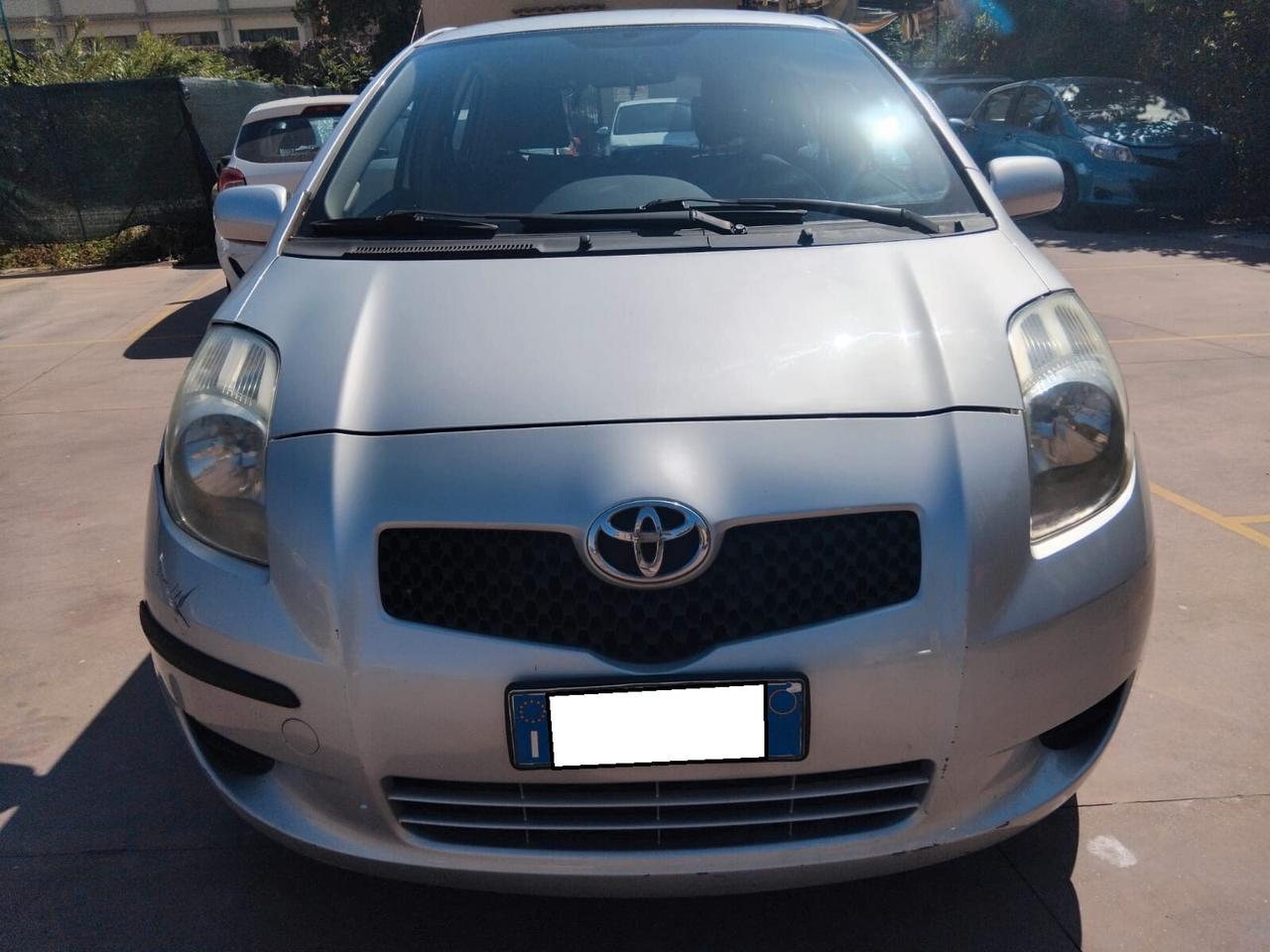 TOYOTA YARIS 1.0 SOL CLIMA 5 PORTE