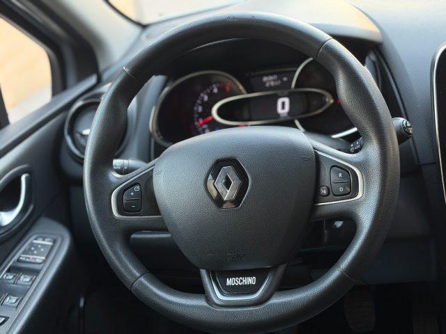 RENAULT Clio 1.5dCi 75CV Moschino Life