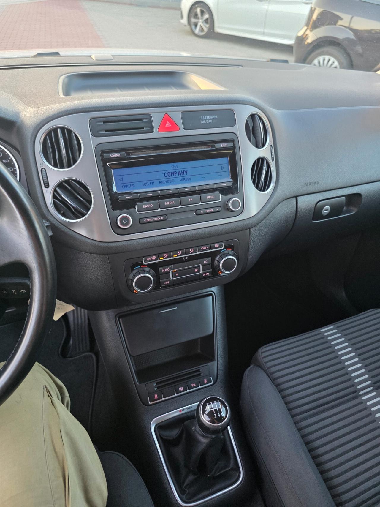 Volkswagen Tiguan 2.0 TDI Sport perfetta e garantita 12M