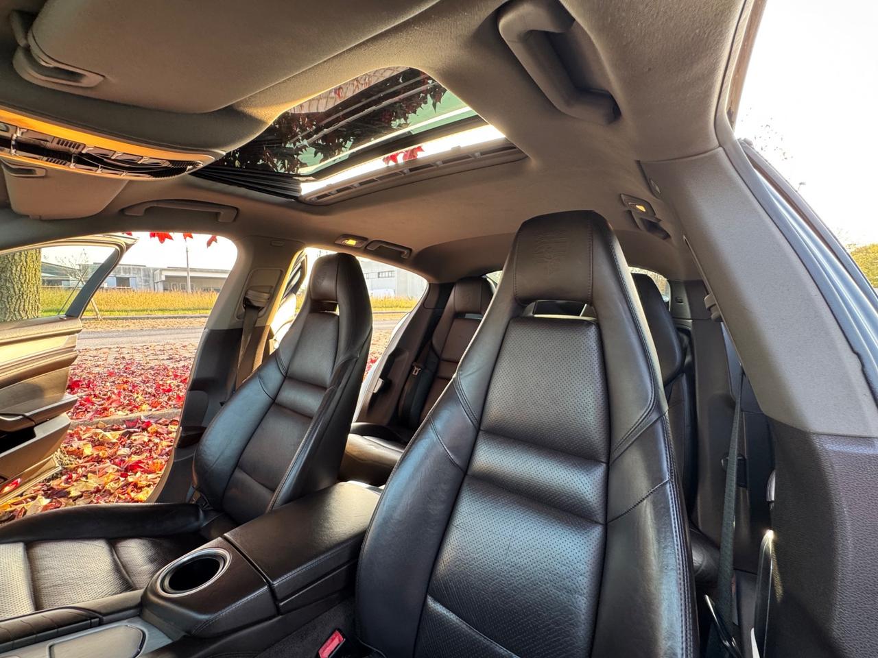 Porsche Panamera 3.0 Diesel PLATINUM EDITION