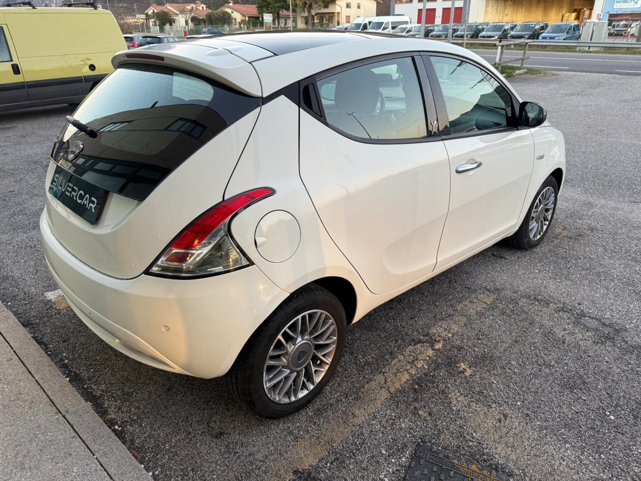 Lancia Ypsilon 1.3 MJT