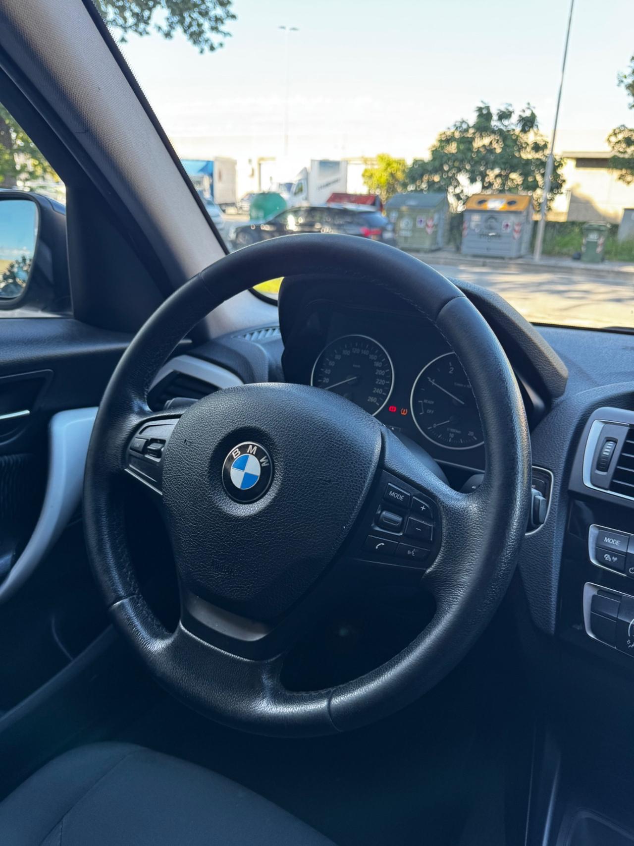 Bmw 116 116d 5p. Sport