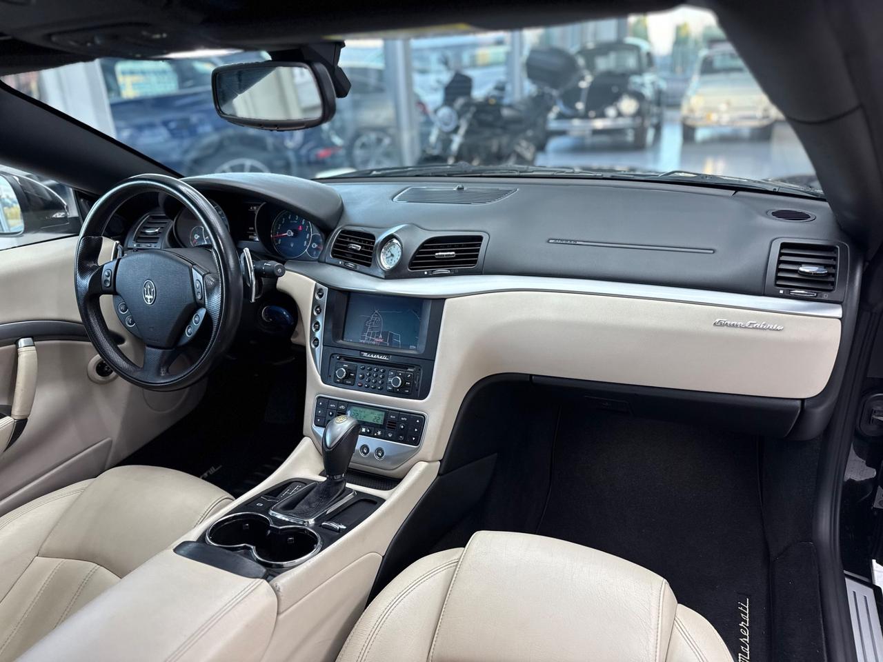 Maserati GranCabrio 4.7 V8