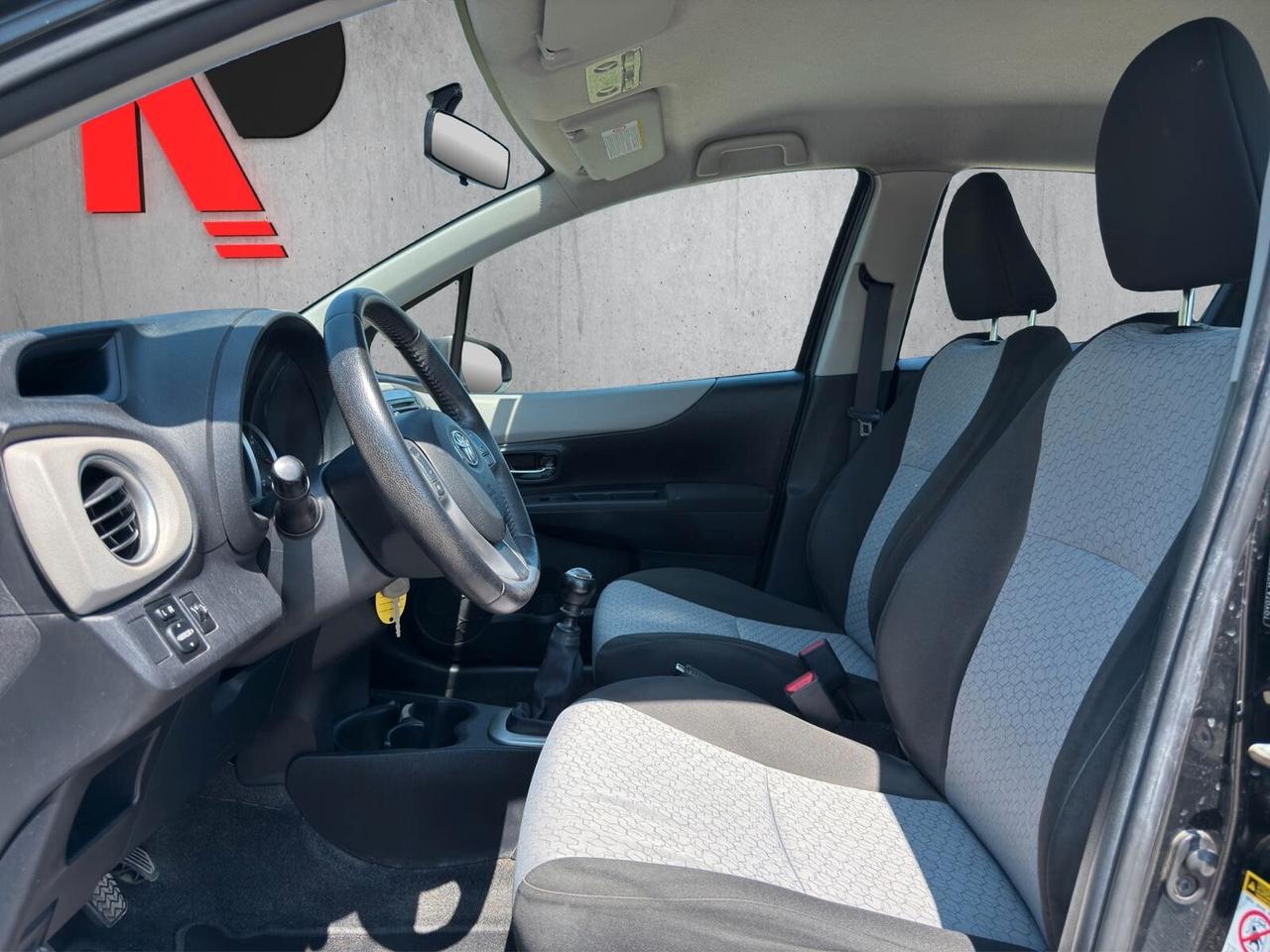 Toyota Yaris 1.3 5 porte Active