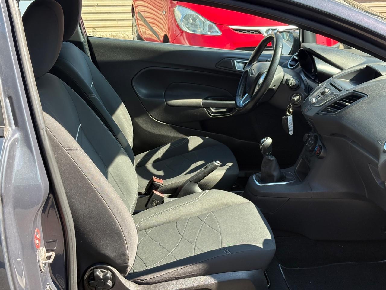 Ford Fiesta 1.2 60CV 5 porte Titanium