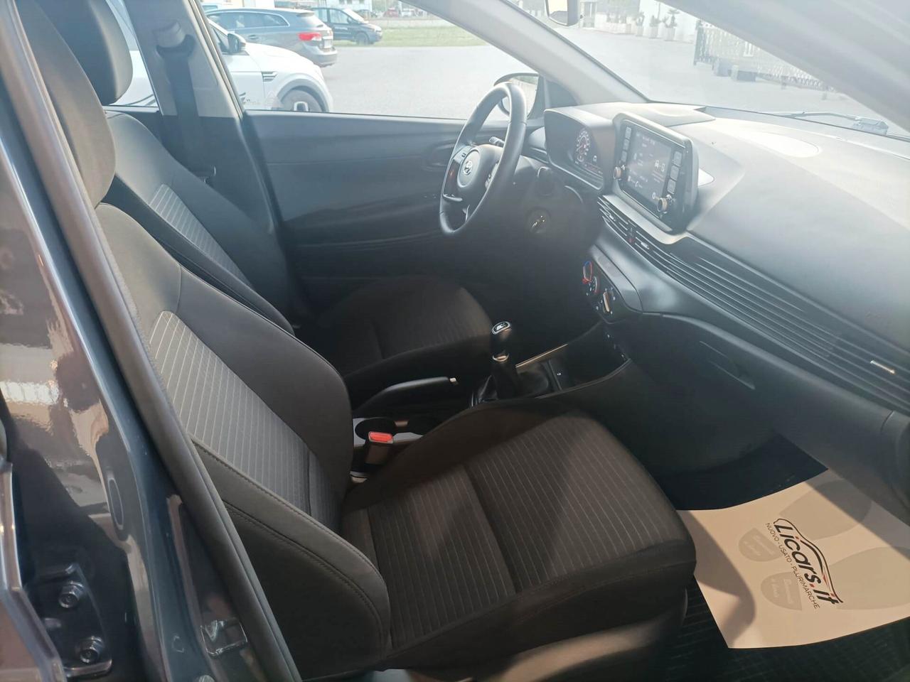 Hyundai i20 1.2 MPI MT Connectline