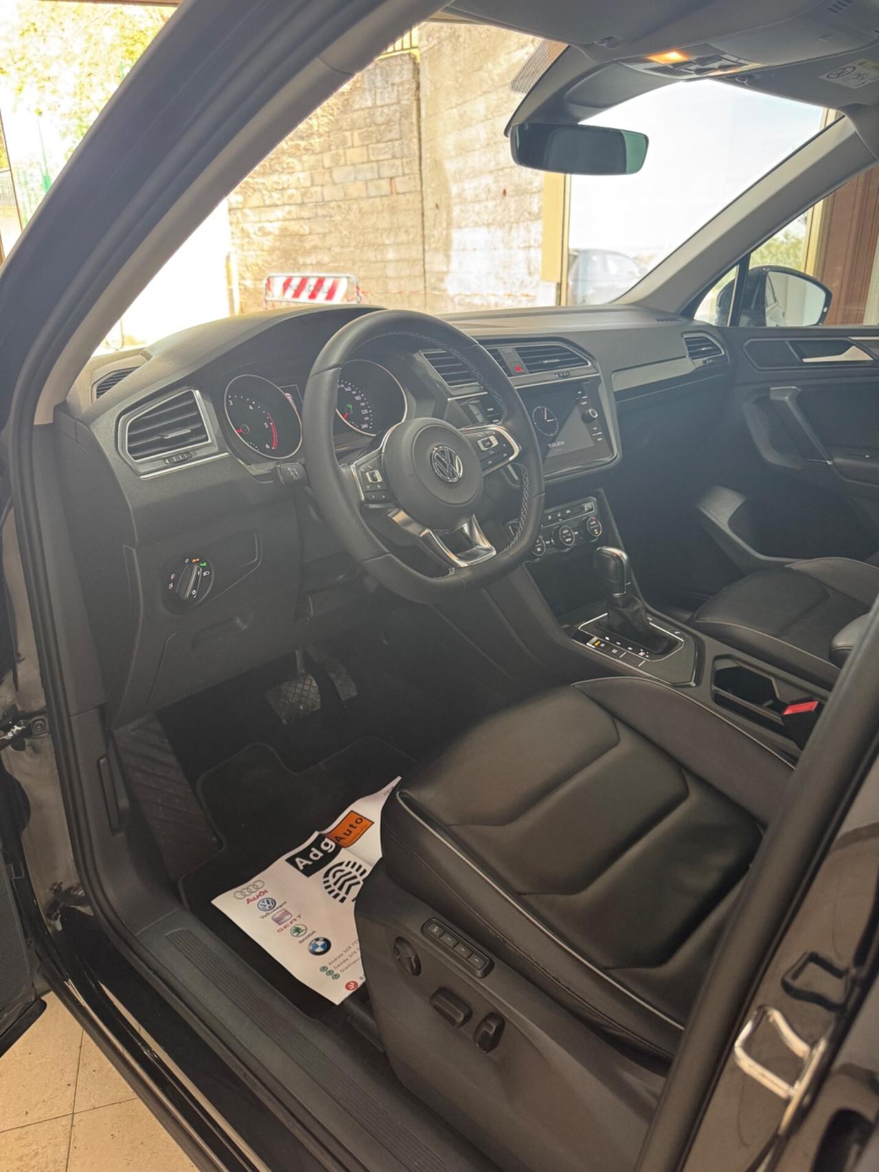 Volkswagen Tiguan 2.0 TDI DSG R line 2018 unico proprietario