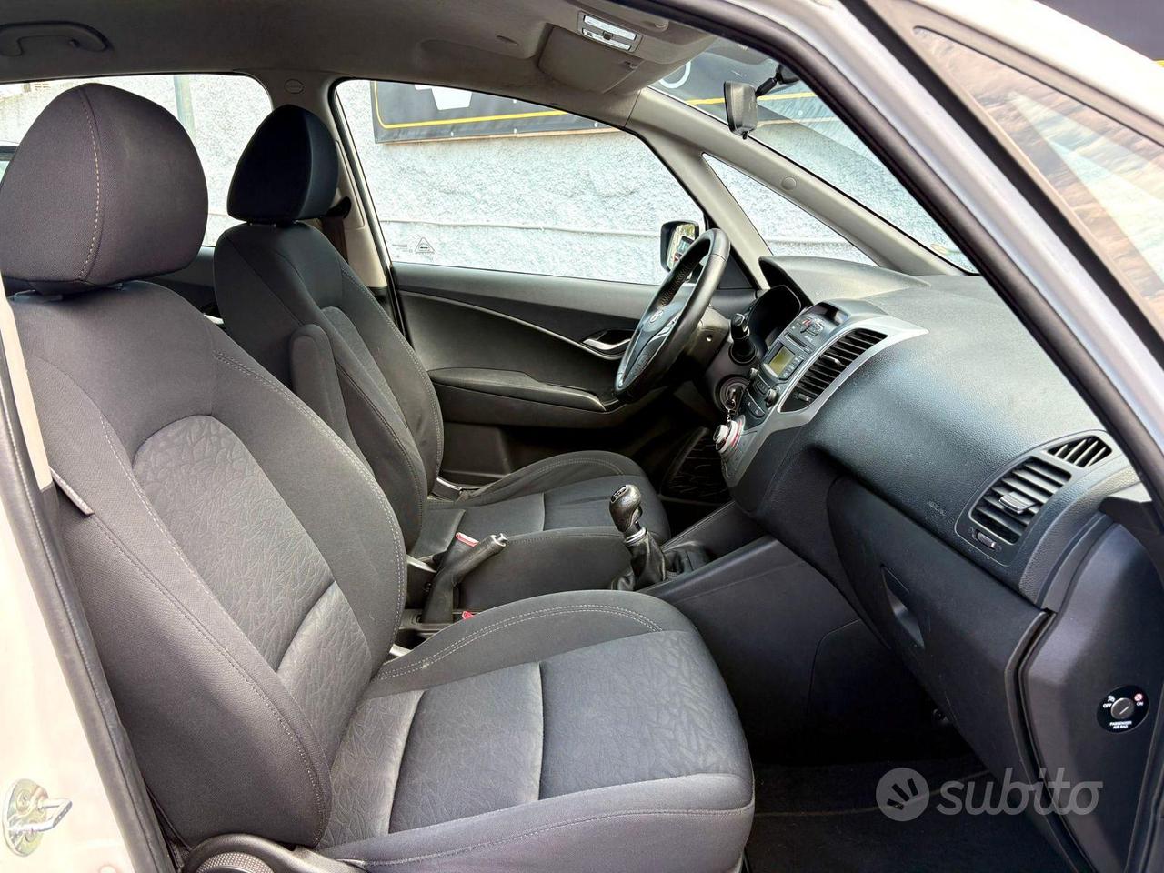 HYUNDAI IX20 1.4 CRDI STYLE (90CV) NEOPATENTATI