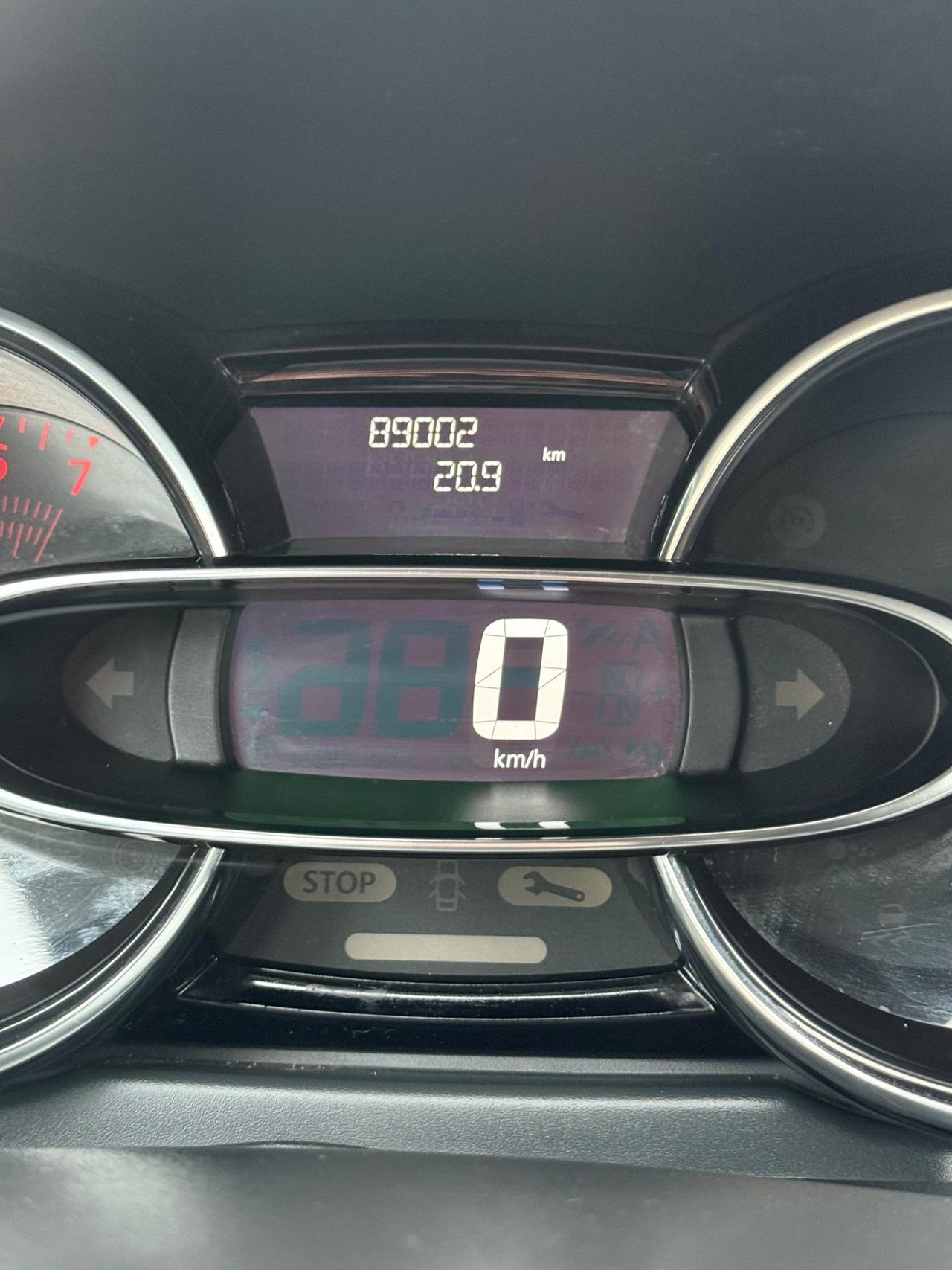 Renault Clio 1.2 75CV 5 porte Zen