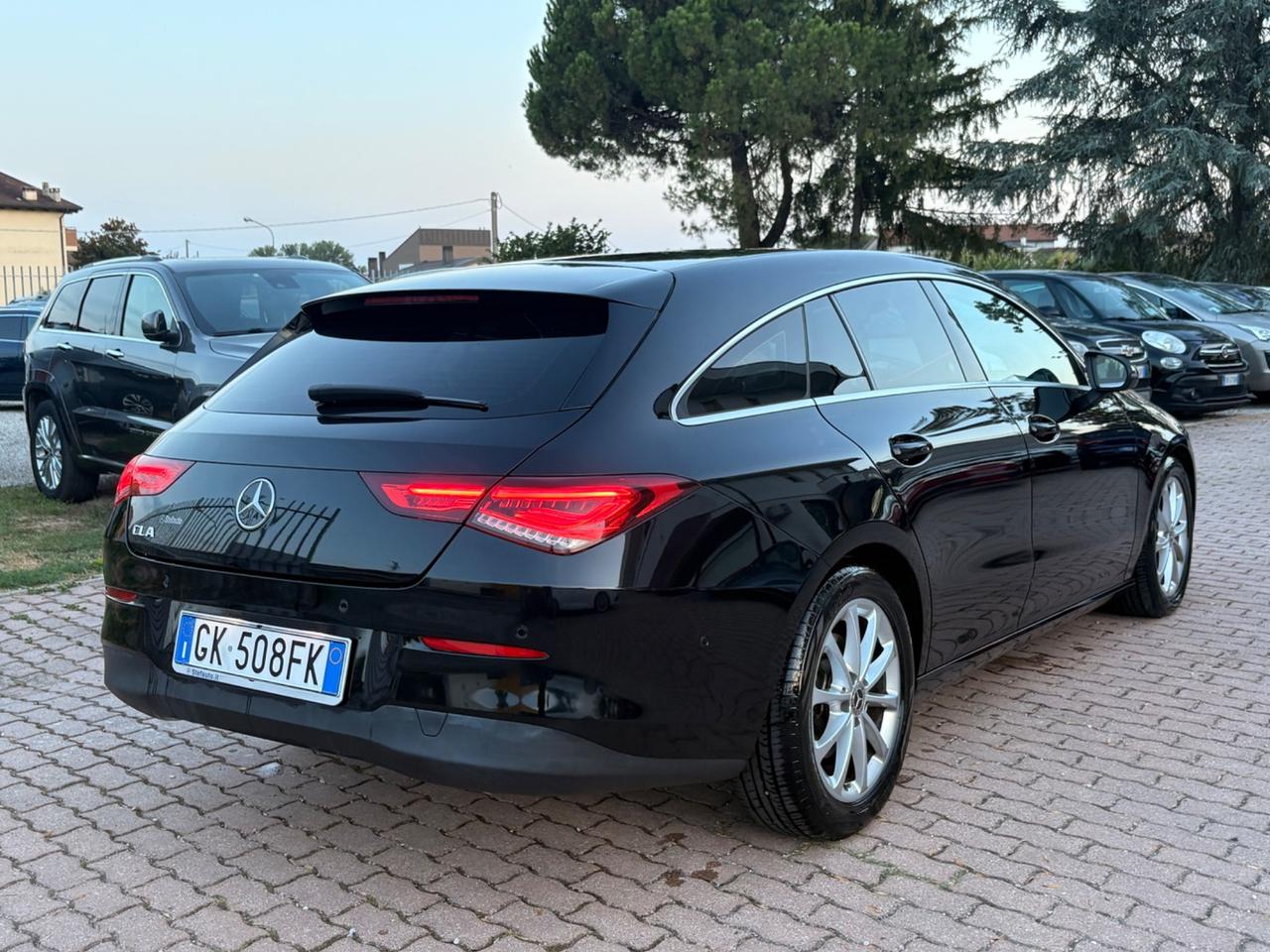 Mercedes-benz CLA 180 d Automatic Shooting Brake Executive