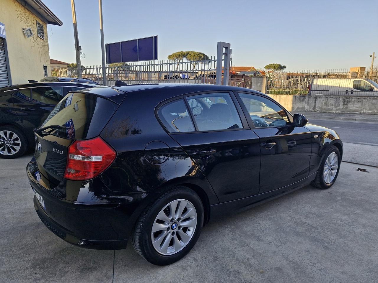 BMW SERIE1 118D FUTURA DPF ANNO 2010 180000KM