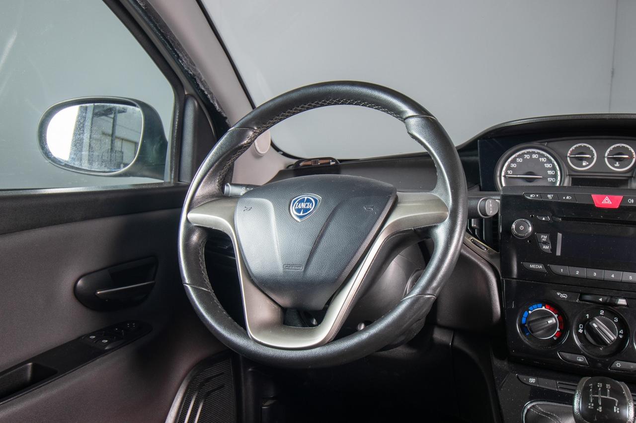 Lancia Ypsilon 1.2 Silver Ecochic Gpl 69cv 5 Porte
