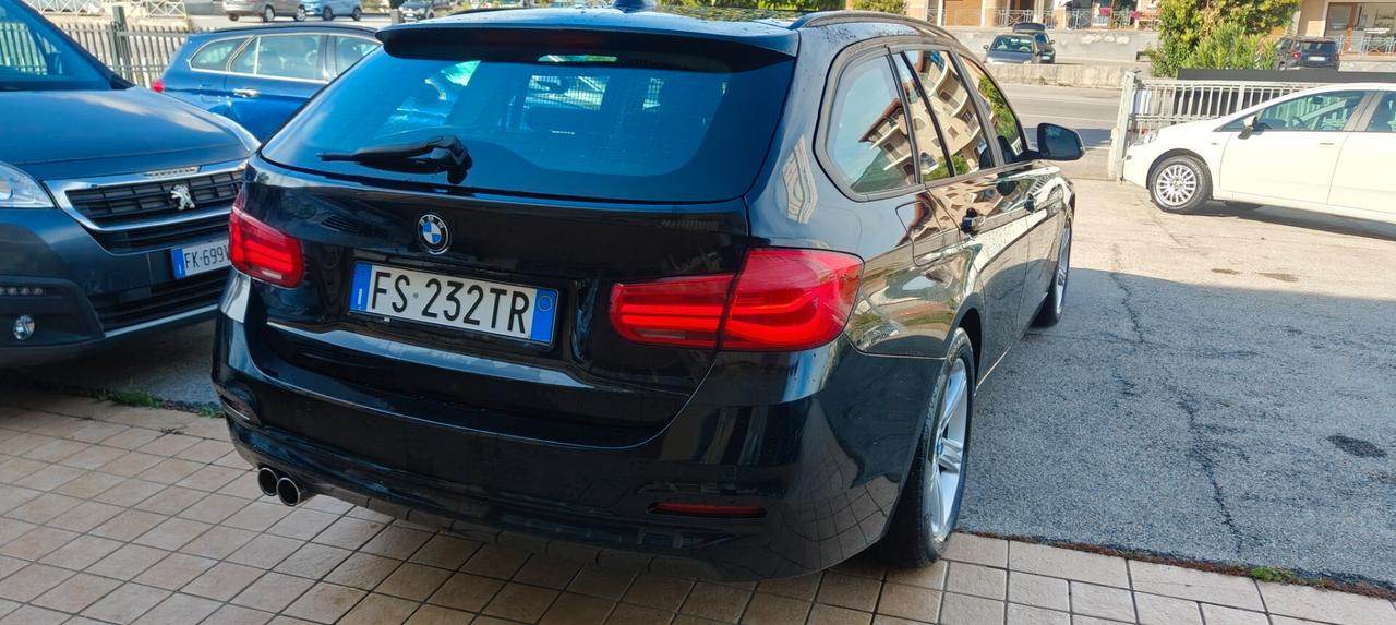 Bmw 320 320d Efficient Dynamics Touring Business Advantage aut.